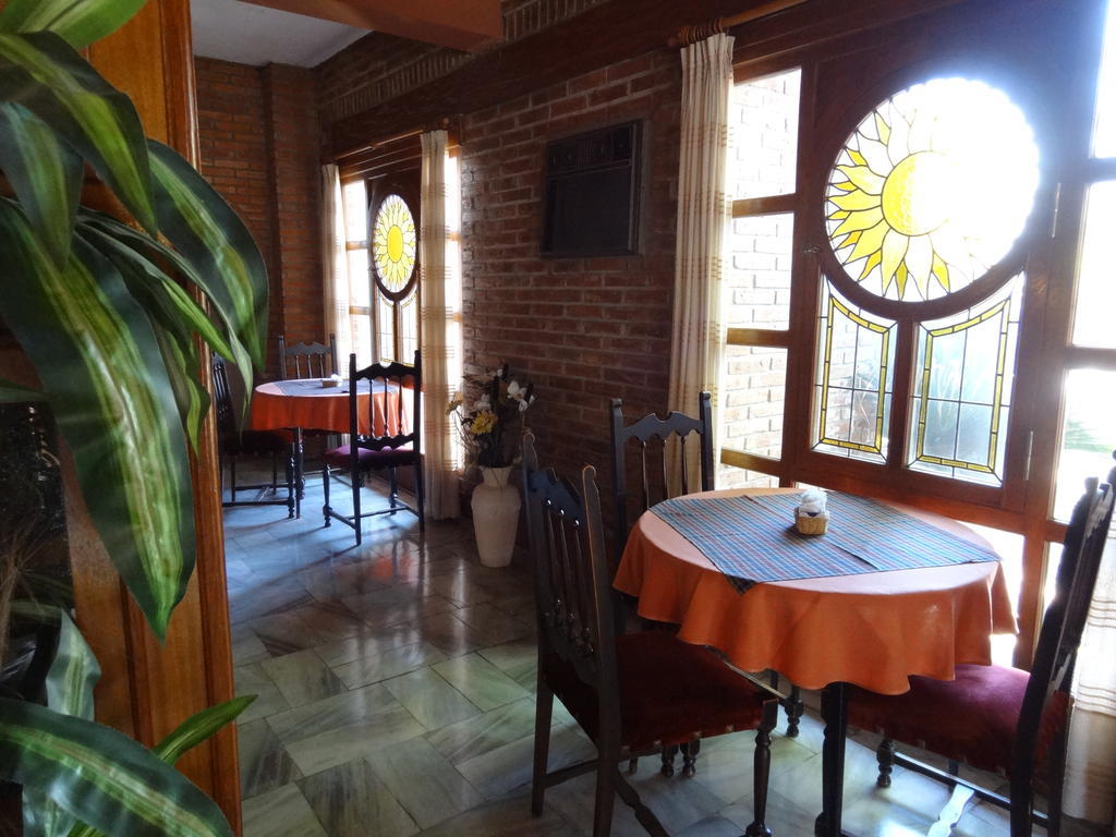 Mon Petit Hotel Villa Carlos Paz Eksteriør billede