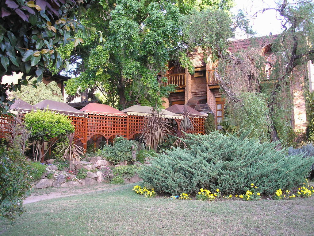 Mon Petit Hotel Villa Carlos Paz Eksteriør billede