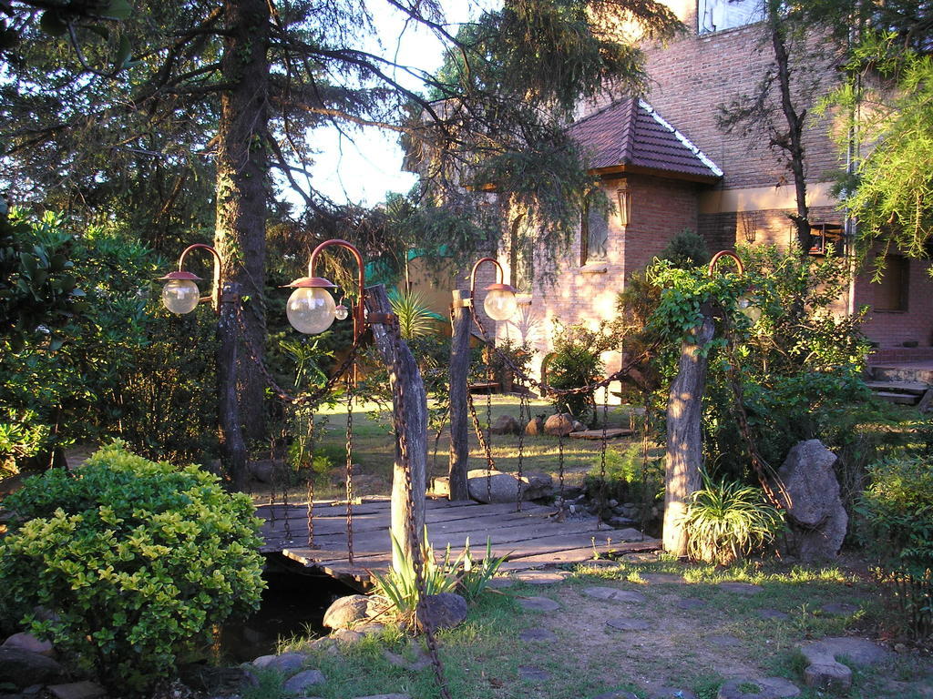 Mon Petit Hotel Villa Carlos Paz Eksteriør billede
